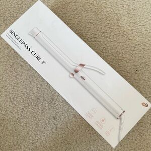NWT T3 SinglePass Curl 1" Iron in White and Rose Gold
